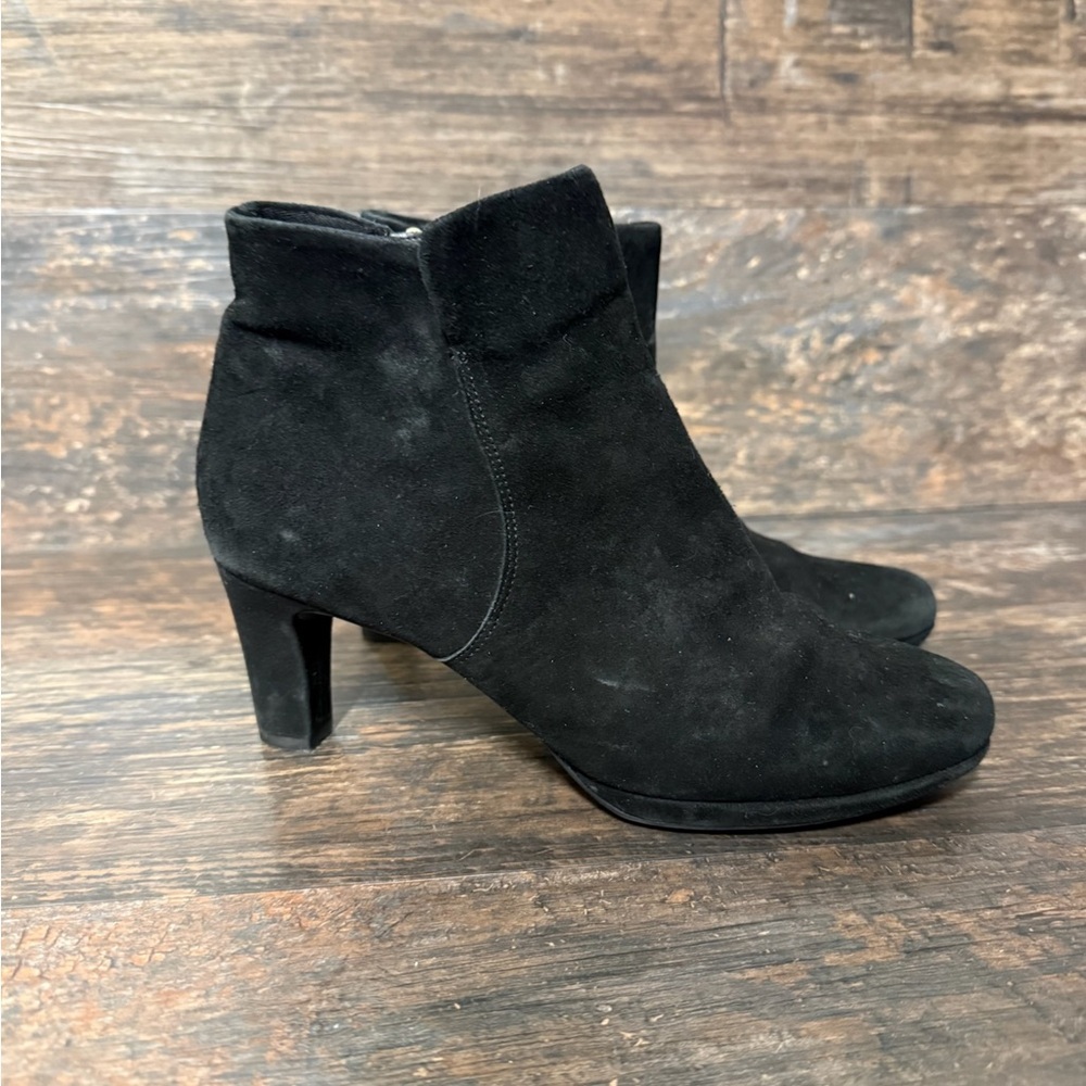 Rockport Black Suede Ankle Booties